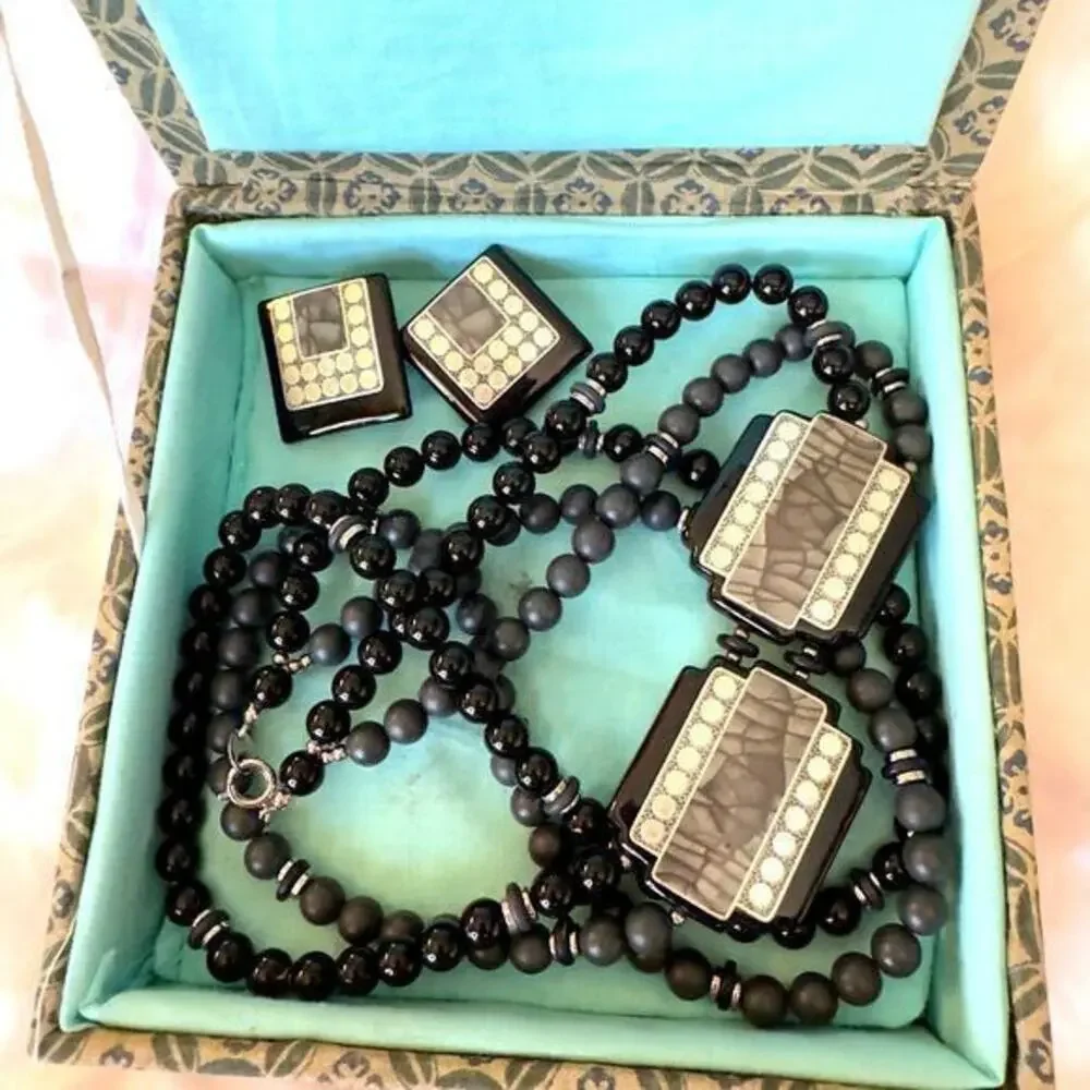 Vintage 28” Black Abstract Mother of Pearl Inlay Beaded Necklace & Earring Japan